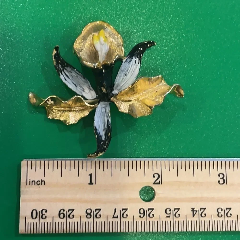 Vintage Signed Gerry’s Orchid Enamel Brooch/Pin
